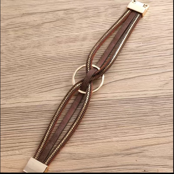 Magnetic buckle wrap bracelet, brown - Picture 4 of 7